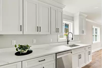 45 County St, Blackstone, MA 01504 - Photo 7