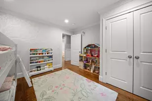 94 East Side Pkwy, Newton, MA 02458 - Photo 25