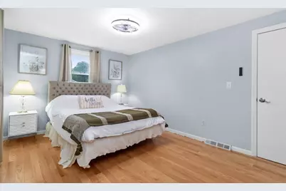 30 Lantern Ln, Randolph, MA 02368 - Photo 15