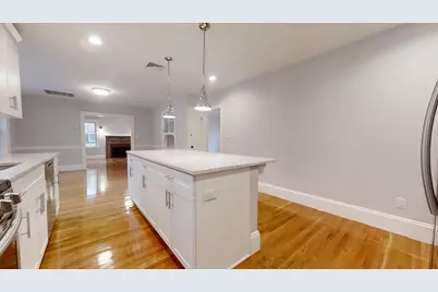 33 Grafton Street #2, Arlington, MA 02474 - Photo 3