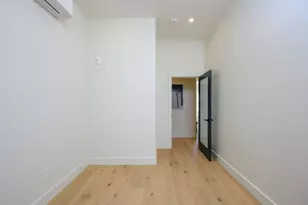 21 Tanglewood Rd, Boston, MA 02124 - Photo 19