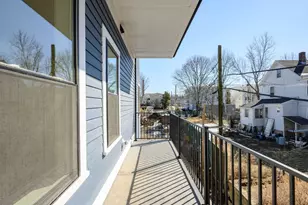 21 Tanglewood Rd, Boston, MA 02124 - Photo 23