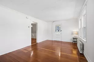 32 Enmore St, Andover, MA 01810 - Photo 11