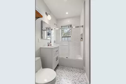 3 Arlington St #35, Cambridge, MA 02140 - Photo 19