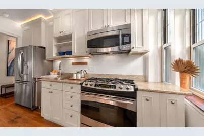 3 Arlington St #35, Cambridge, MA 02140 - Photo 11