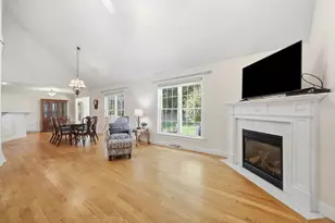 23 Wynnfield Cir, Southwick, MA 01077 - Photo 19
