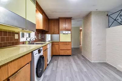 29 Eisenhower  Road, Framingham, MA 01701 - Photo 9