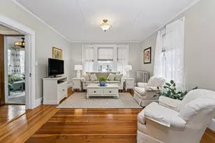 40 Quincy St, Methuen, MA 01844 - Photo 11