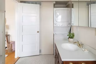 993 Memorial Dr, Cambridge, MA 02138 - Photo 17