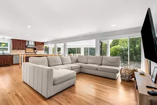 42 Farview Ave, Shrewsbury, MA 01545 - Photo 3
