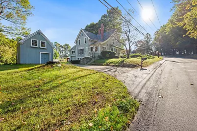 161 Pleasant St, Lunenburg, MA 01462 - Photo 3