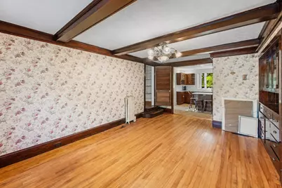 161 Pleasant St, Lunenburg, MA 01462 - Photo 15