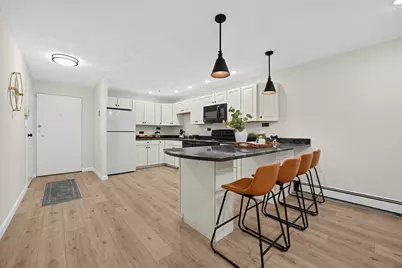 595 Revere Beach Parkway #6, Revere, MA 02151 - Photo 13