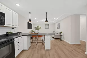 595 Revere Beach Pkwy, Revere, MA 02151 - Photo 11