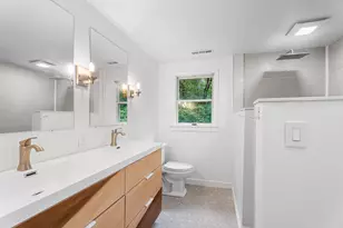 676 West St, Uxbridge, MA 01569 - Photo 25