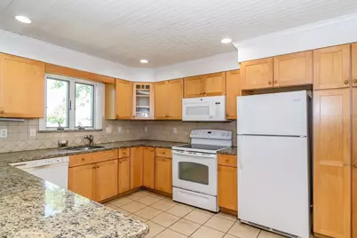 339 Plain St, Millis, MA 02054 - Photo 5
