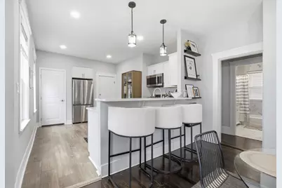 1084 Main Street #1, Melrose, MA 02176 - Photo 5