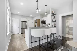 1084 Main St, Melrose, MA 02176 - Photo 5