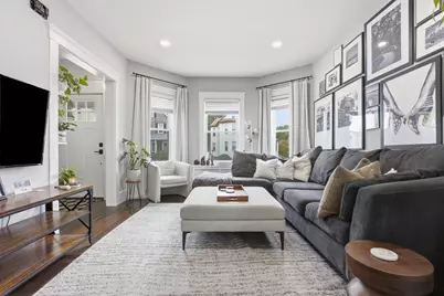 1084 Main Street #1, Melrose, MA 02176 - Photo 3