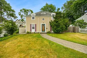 749 High St, Fall River, MA 02720 - Photo 1