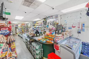 43 Broad St, Lynn, MA 01902 - Photo 3