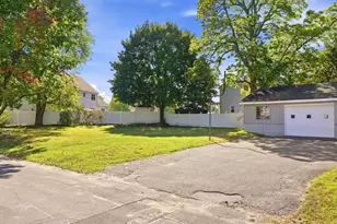 27 Arthur St, Methuen, MA 01844 - Photo 35