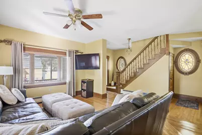 27 Arthur St, Methuen, MA 01844 - Photo 3