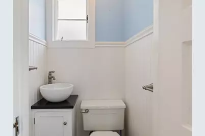 20 Lexington Ave, Haverhill, MA 01835 - Photo 11