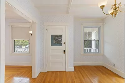 20 Lexington Ave, Haverhill, MA 01835 - Photo 5
