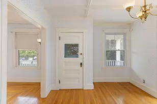 20 Lexington Ave, Haverhill, MA 01835 - Photo 5