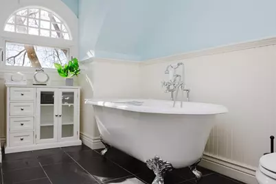 159 Washington St #4, Newton, MA 02458 - Photo 21