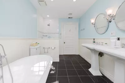 159 Washington St #4, Newton, MA 02458 - Photo 19