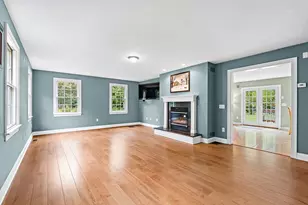 208 SW Main St, Douglas, MA 01516 - Photo 5