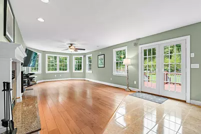 208 SW Main St, Douglas, MA 01516 - Photo 7