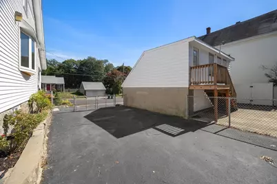 56 Rockdale, Lynn, MA 01904 - Photo 33