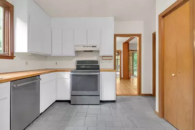 16 Ward Lane, Sherborn, MA 01770 - Photo 5