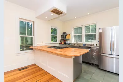 14 Townsend Street #14, Waltham, MA 02453 - Photo 5