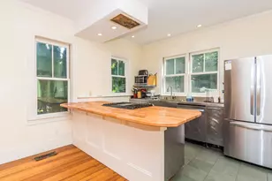 14 Townsend St, Waltham, MA 02453 - Photo 5