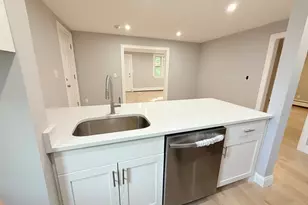 92 Dresser St, Southbridge, MA 01550 - Photo 7