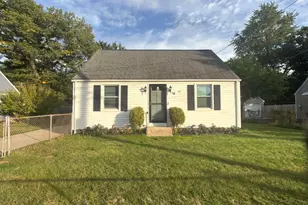 23 Midway St, Springfield, MA 01151 - Photo 1