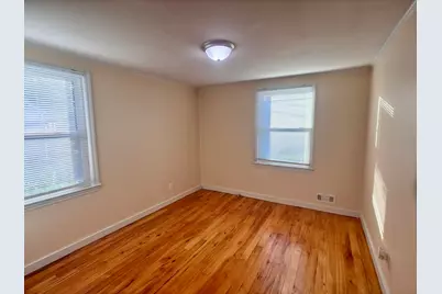 23 Midway St, Springfield, MA 01151 - Photo 11