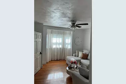 20 Moulton, Lynn, MA 01905 - Photo 3