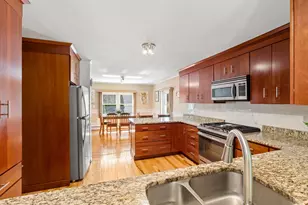52 Thornton Ave, Methuen, MA 01844 - Photo 7
