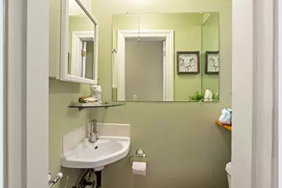 52 Thornton Ave, Methuen, MA 01844 - Photo 13