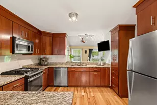 52 Thornton Ave, Methuen, MA 01844 - Photo 3