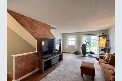 18 Waters Edge Dr #18, Ludlow, MA 01056 - Photo 3