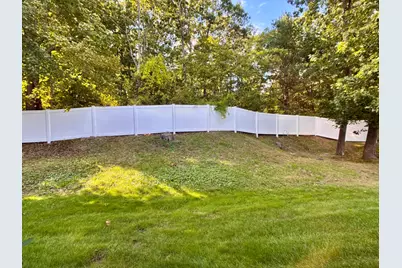 18 Waters Edge Dr #18, Ludlow, MA 01056 - Photo 17