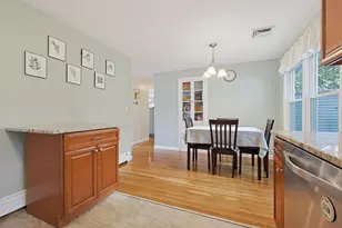 49 Walnut St, Attleboro, MA 02703 - Photo 9