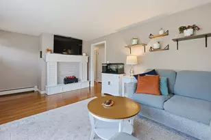 49 Walnut St, Attleboro, MA 02703 - Photo 13