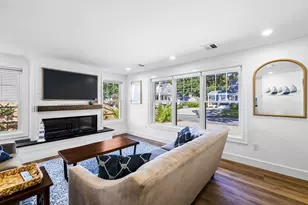 11 Palm St, Falmouth, MA 02536 - Photo 7